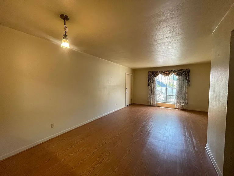 3820 Fairfield Ave #37 — Photo 4
