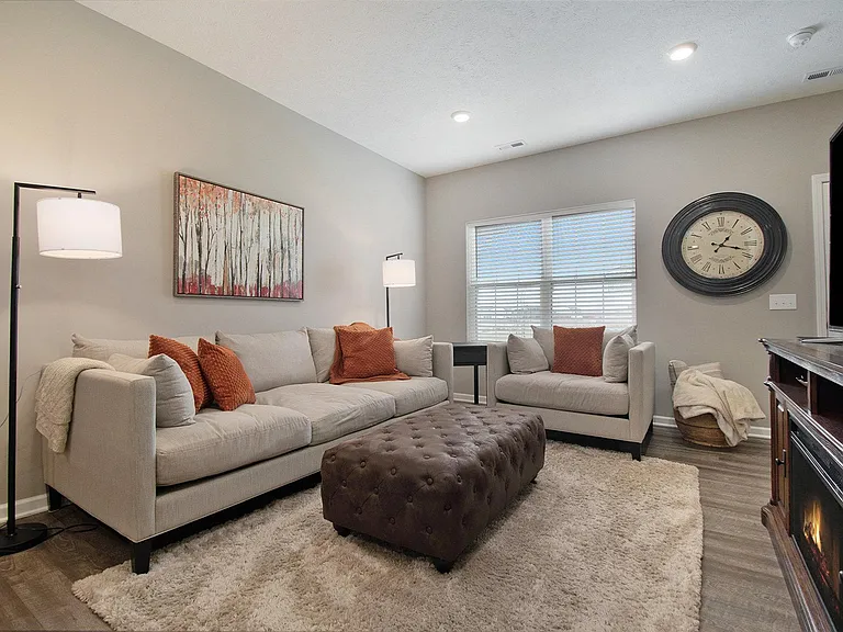 2095 Brandon Ln — Photo 7