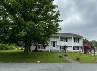 7 Tiffany Dr, Lowell, MA 01852
