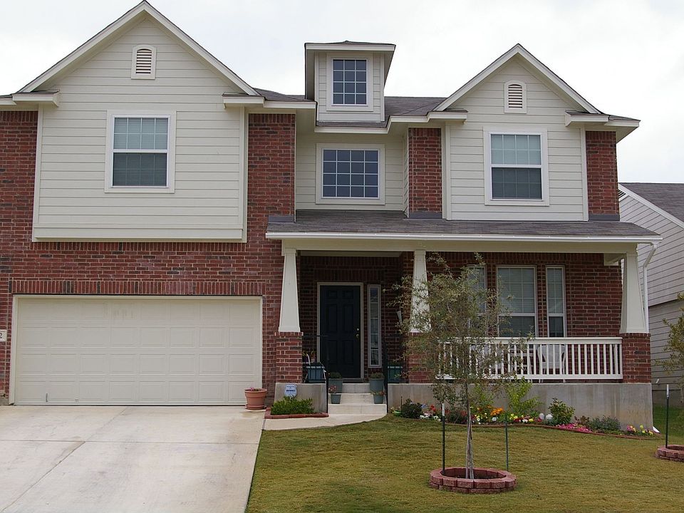 Front view of the house.