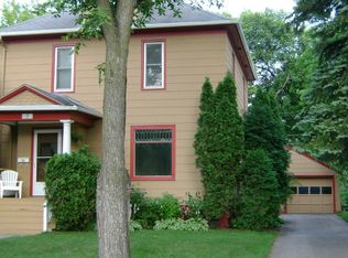 601 Chestnut St, Grand Forks, ND 58201