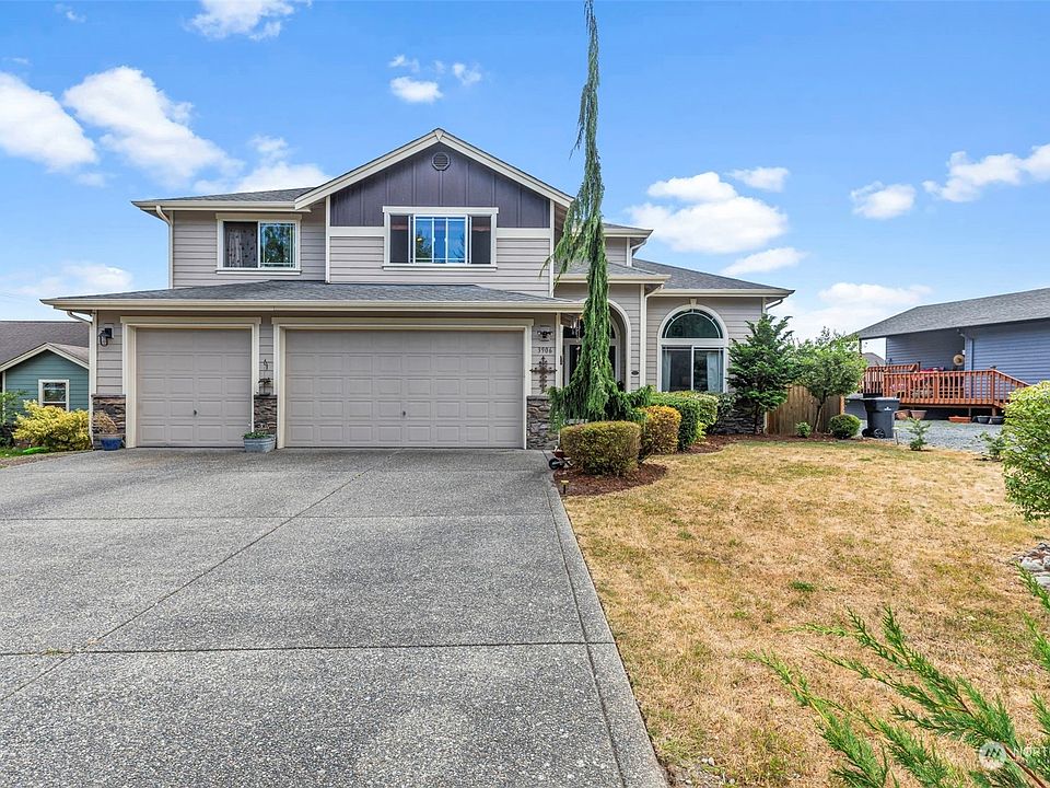 1st image of 3906 71st Avenue NE