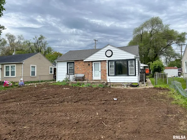 16032 G I Joe Ave, Chillicothe, IL 61523