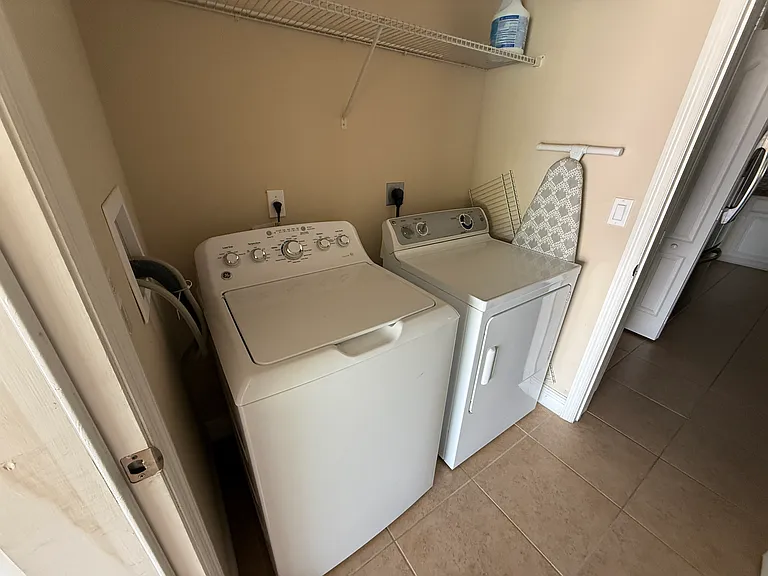 3833 Esplanade Ave — Photo 4