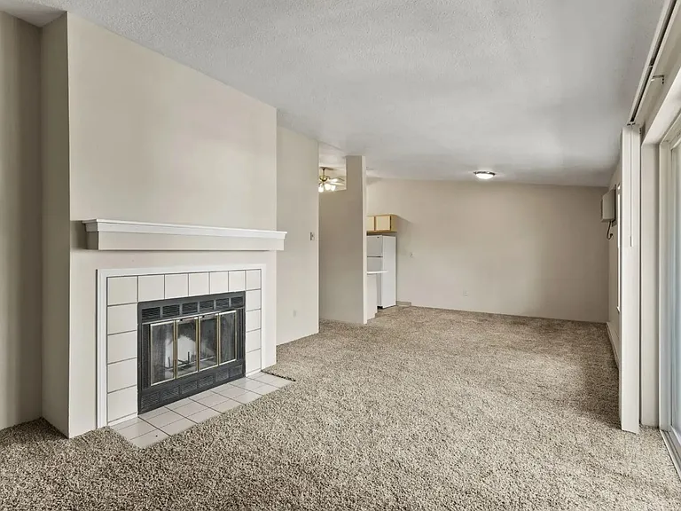 Stonecrest Apartments — Photo 2