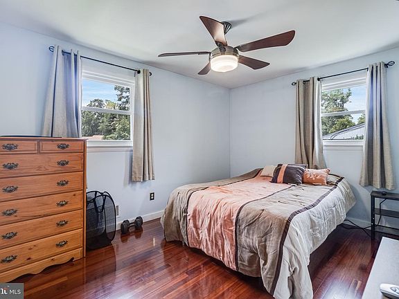 5th image of 5709 Spruce Dr