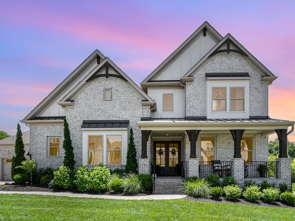 4613 Majestic Meadows Dr, Arrington, TN 37014