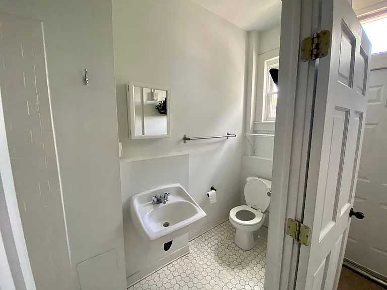 Historic Florence Court — Photo 11