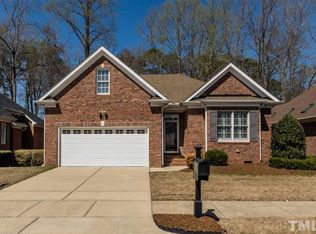 541 Walapai Dr, Fuquay Varina, NC 27526