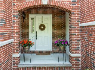 12 Cedar Gate Ct, Livingston, NJ 07039