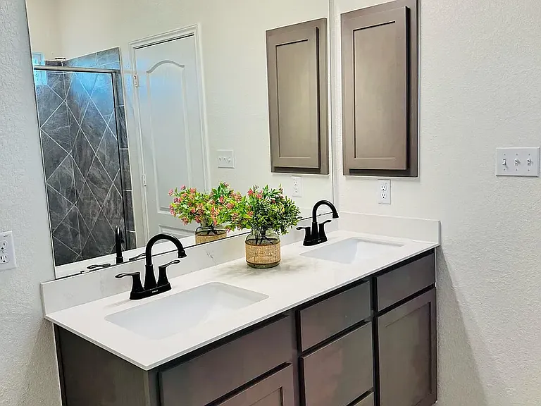304 Lemon Light Ln — Photo 16