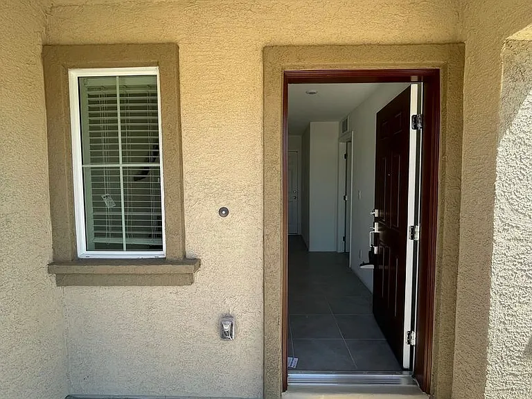 626 Sedum Ave — Photo 5