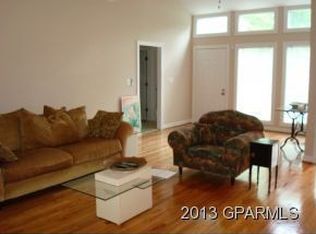 201 Guinevere Ln, Greenville, NC 27858