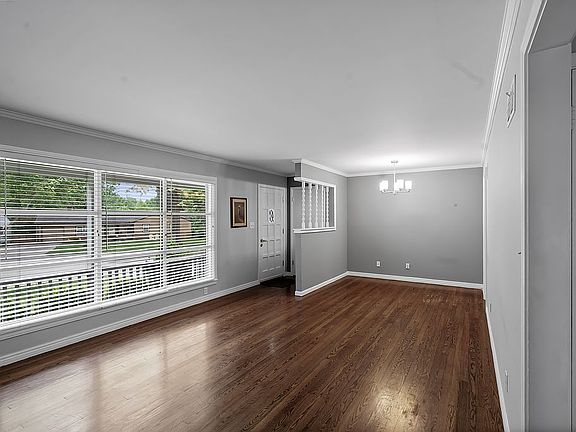 5th image of 5849 Fontana Dr
