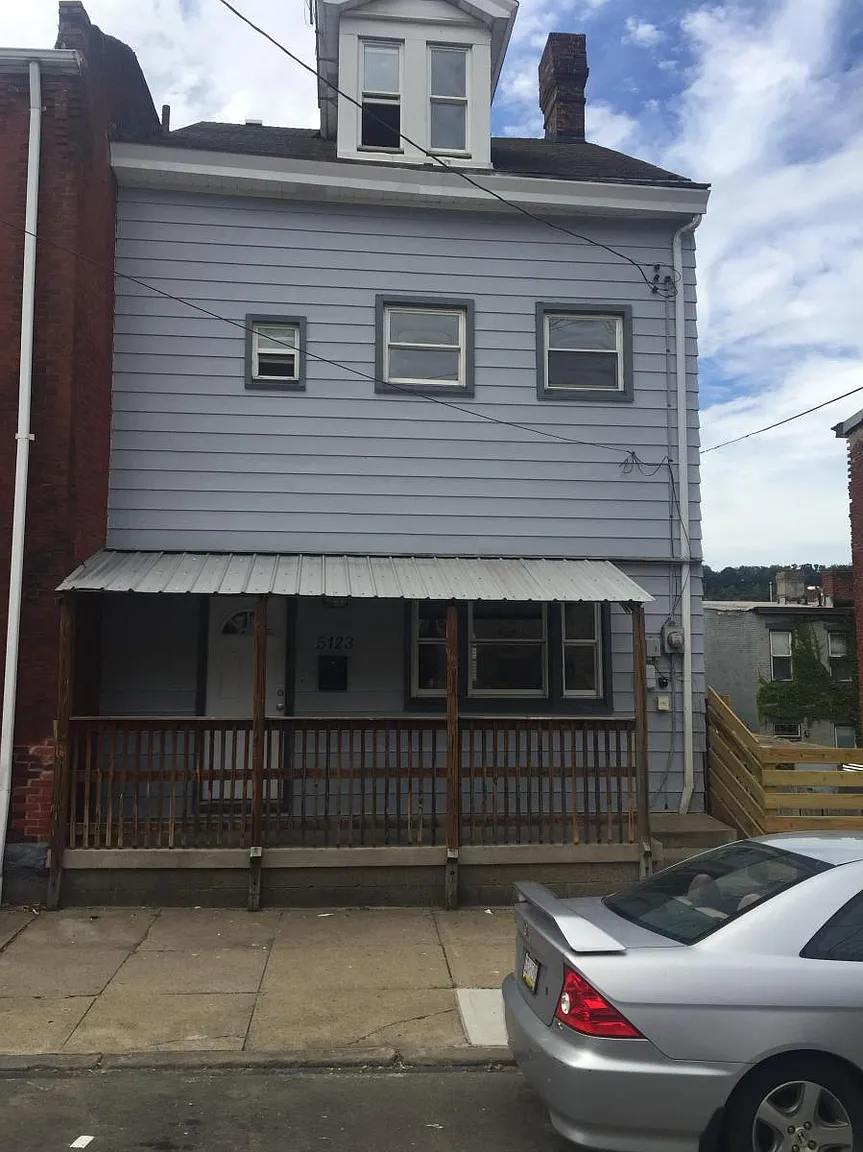 5123 Carnegie St photo 1