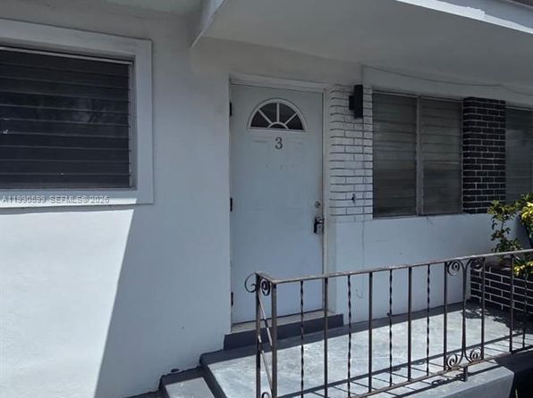 16131 NE 19th Pl APT 3