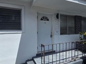 16131 NE 19th Pl, North Miami Beach, FL