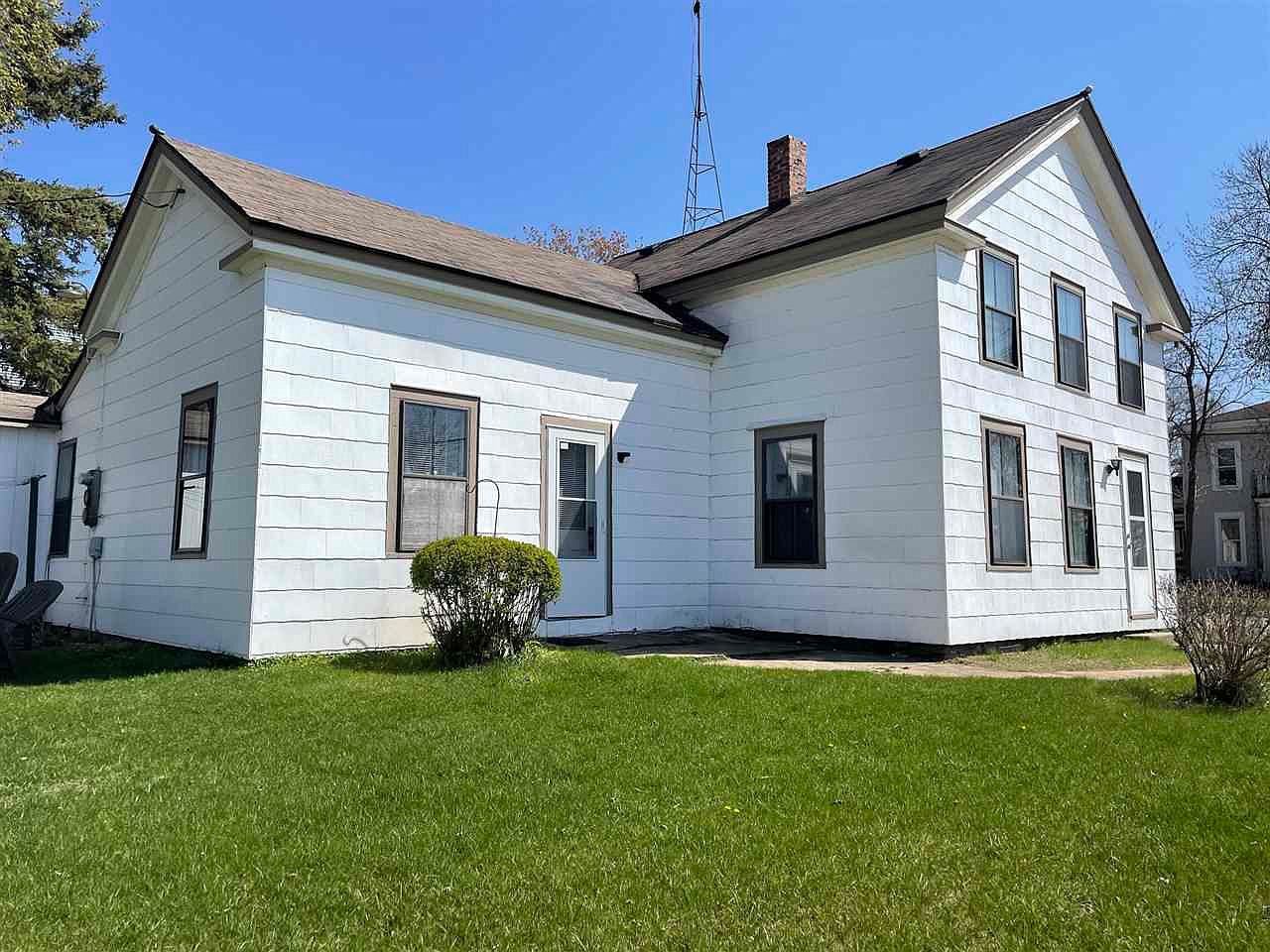 103 E Ceresco St, Berlin, WI 54923 Zillow