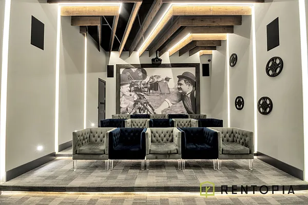 Rented by The KCI Group | media 71