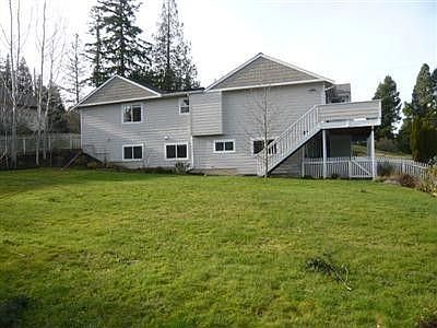 3rd image of 1534 Lakewood Ln