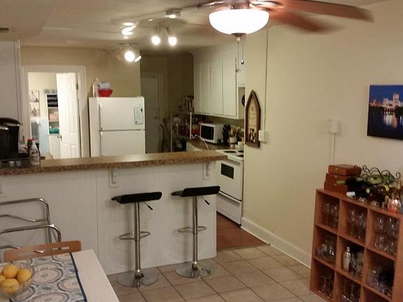 2nd image of 2816 Monument Ave APT 1B