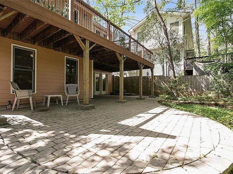 2283 Shenandoah Ave NE — Photo 31