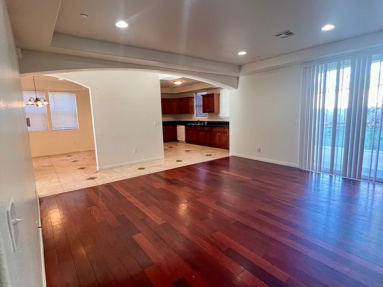 4490 Gabriella Pl — Photo 17