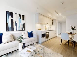 8 Wellesley St W #1801, Toronto, ON M4Y 0J5