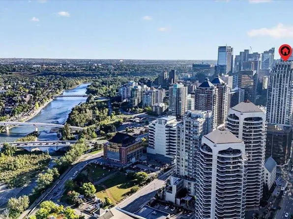 930 S 6th Ave SW #3306, Calgary, AB T2P 1J3
