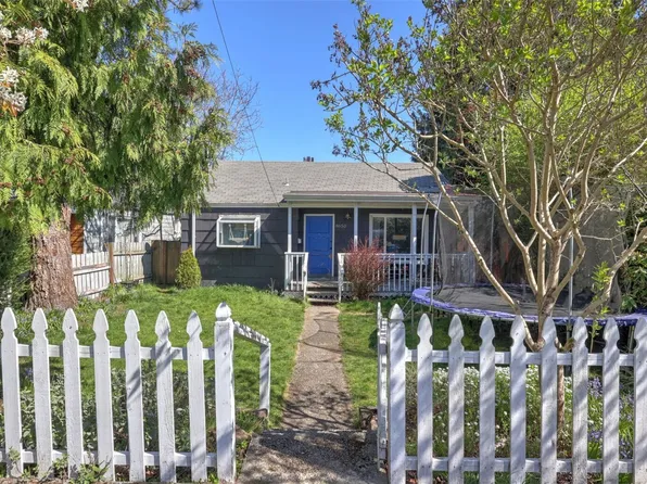 8650 10th Avenue SW, Seattle, WA 98106