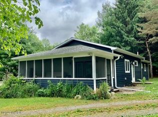 19209 Beaver Dam Rd, Galien, MI 49113