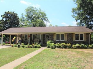 106 Hillcrest Cir, Belton, SC 29627