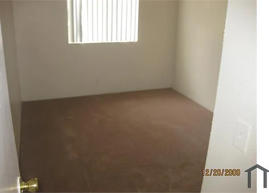 1311 W Latham Ave — Photo 8