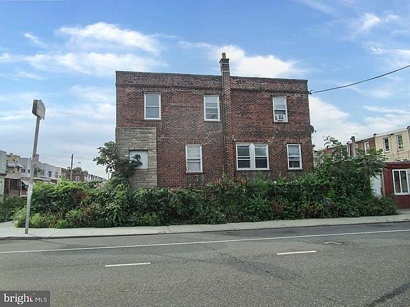4th image of 2600 Carroll St