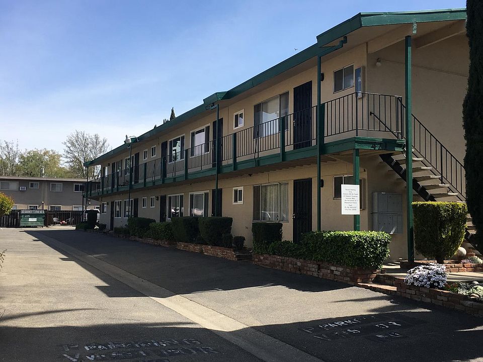 1st image of 421 Rose Ave APT 7
