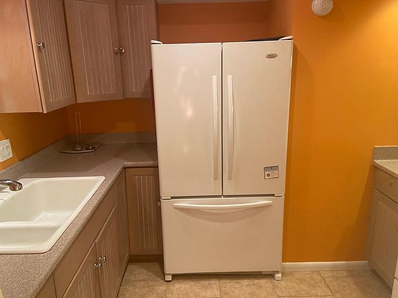 4th image of 3146 29th Ave N APT 203