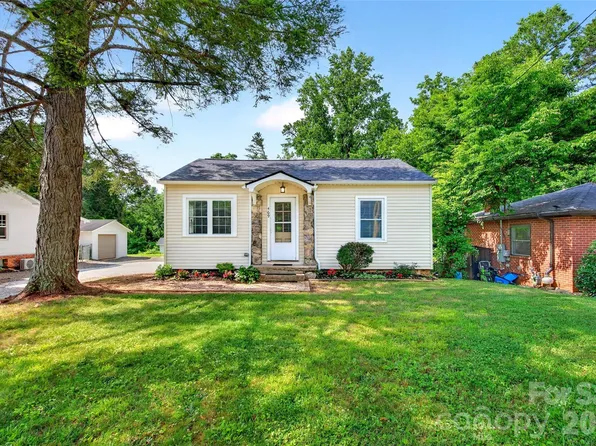 469 Kenilworth Rd, Asheville, NC 28805