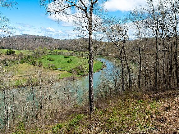 2nd image of 456 Lewallen Hollow Ln
