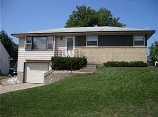 2711 Valley Ave NW, Grand Rapids, MI 49544