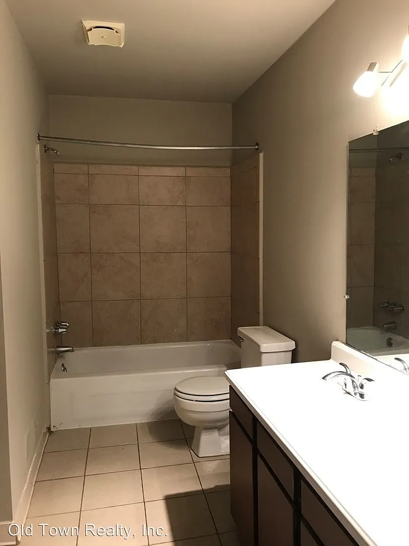 5504 Grayfield Cir photo 1