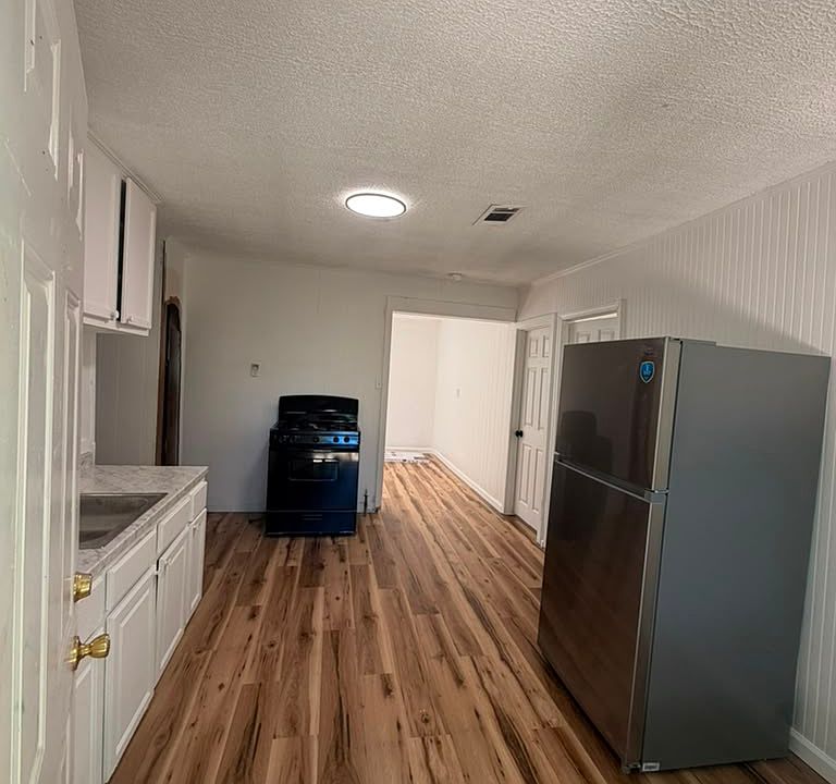 1st image of 1709 44th Ave