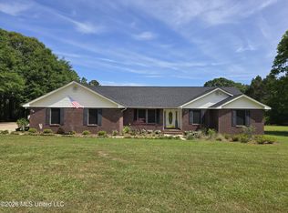 79 Harrington Rd, Hattiesburg, MS 39401