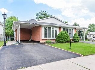 2422 Overton Dr, Burlington, ON