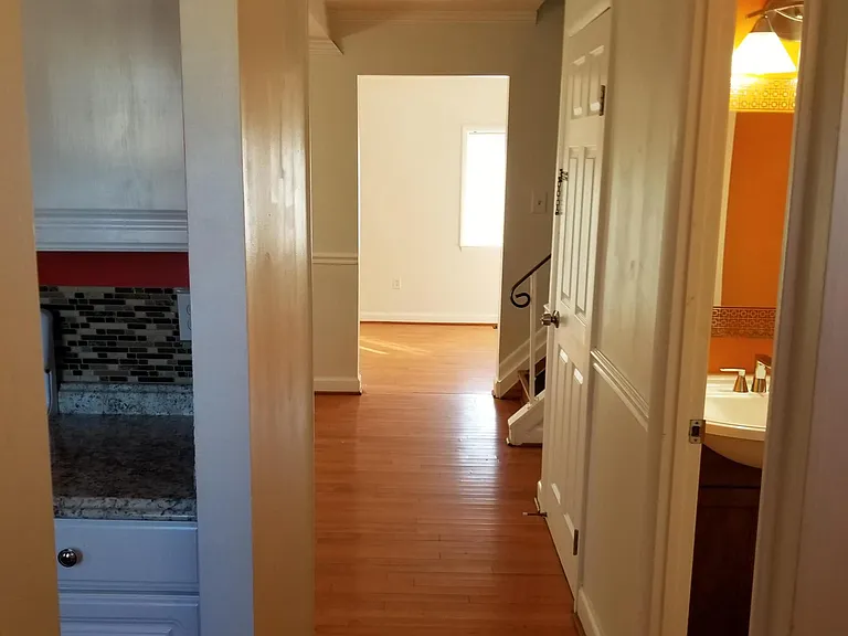 7415 Rhondda Dr — Photo 11