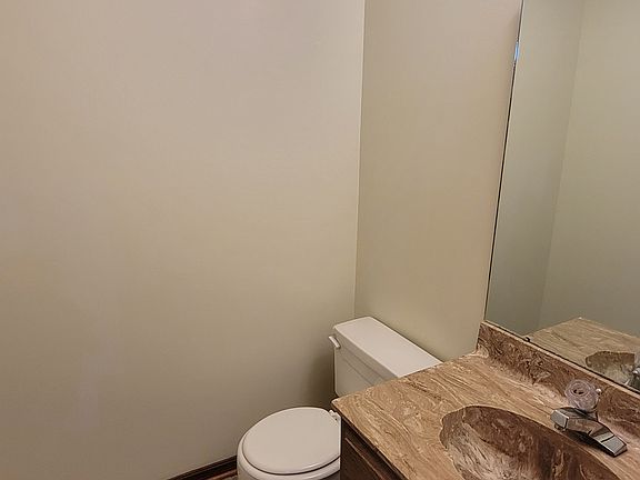 5th image of 2346 N Walden Dr