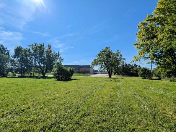 5120/5126 Lennon Rd, Flint, MI 48507