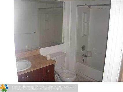 3rd image of 3199 Coral Lake Dr