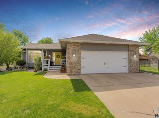 2809 S Alpine Ave, Sioux Falls, SD 57110