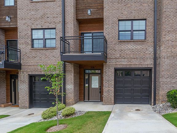 4th image of 208 Asher Springs Cir #1