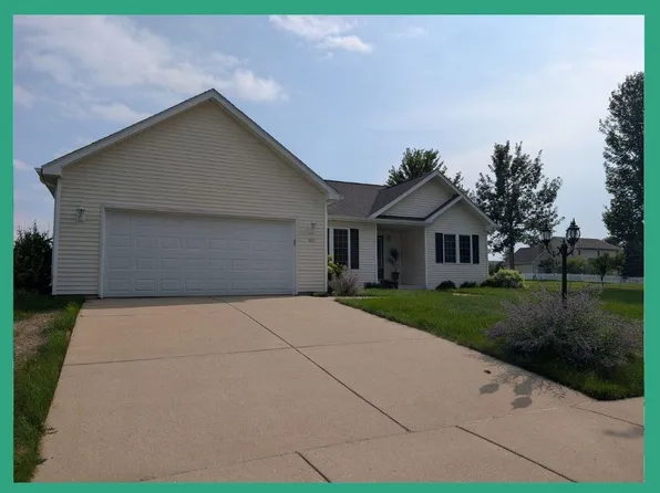 297 E Amber Dr, Whitewater, WI 53190